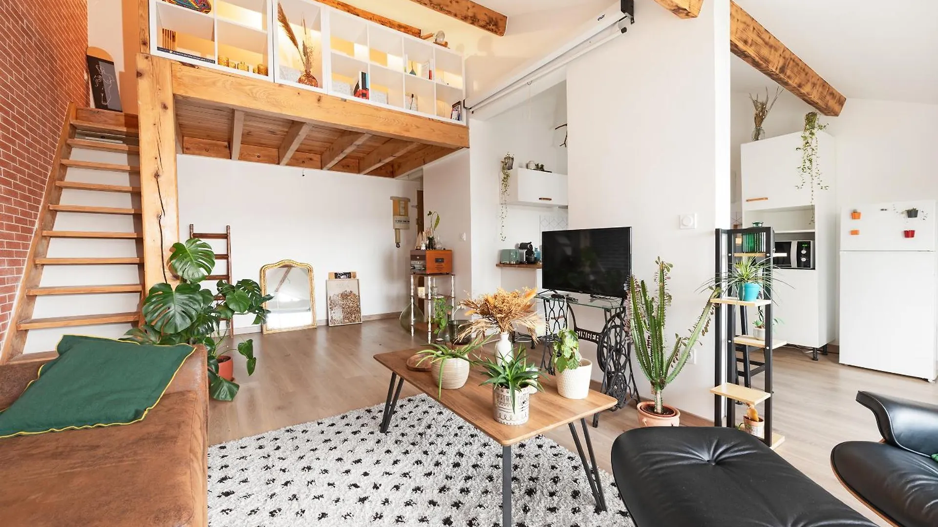 Apartment Ferienwohnung Le Loft Botanique Et Son Parking Gratuit Toulouse